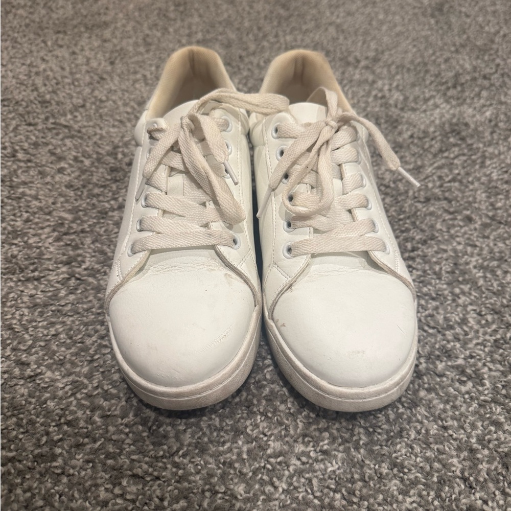Classic White Casual Sneakers